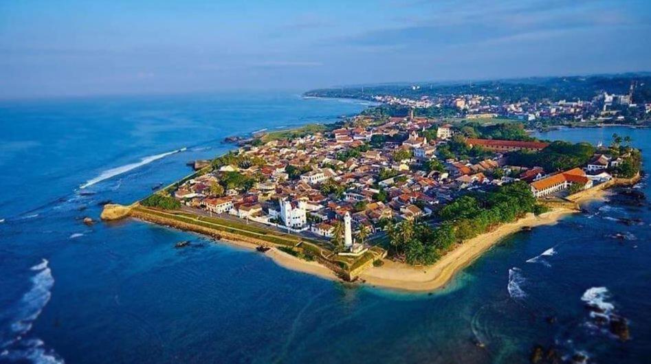 Paradise Galle Luaran gambar